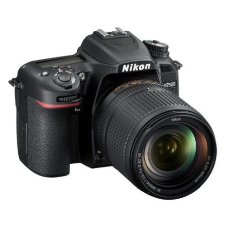Appareil photo reflex Nikon D7500 noir + AF-S DX 18-140mm f/3.5-5.6 G ED VR