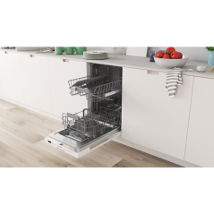 Lave-vaisselle INDESIT DSIC3M19